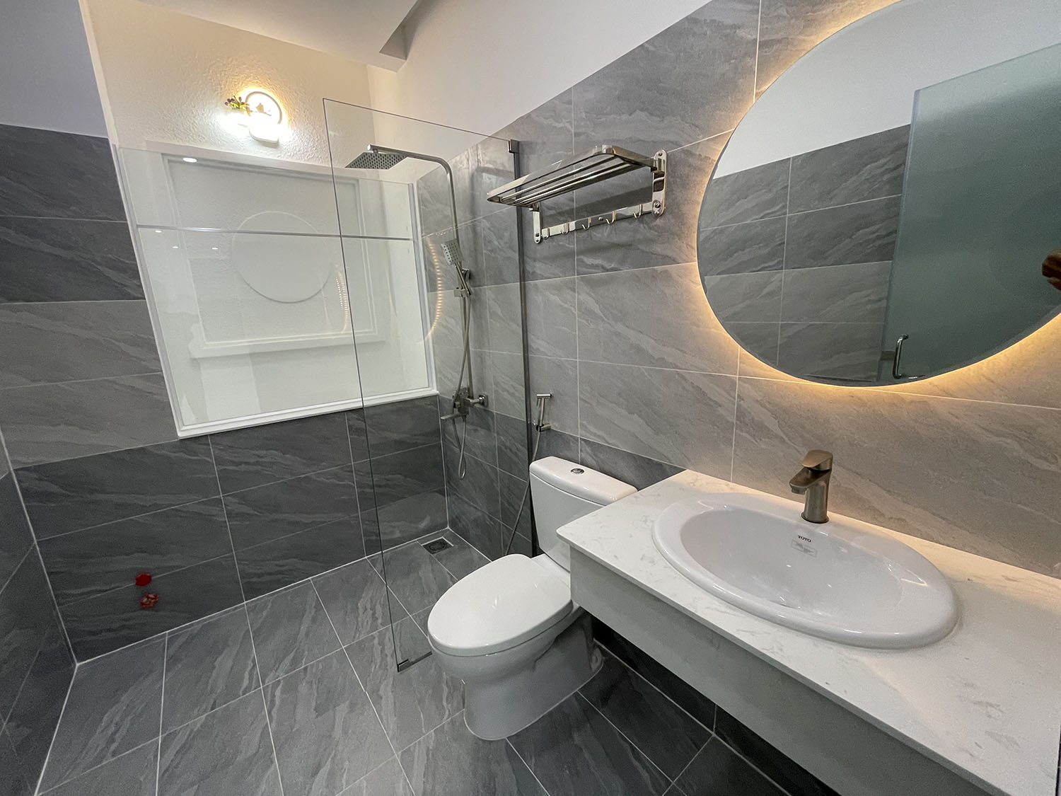 Bán nhà Nguyễn Đình Chính, Quận Phú Nhuận Siêu phẩm 4 lầu t.kế Singapore - gần Nguyễn Văn Trỗi